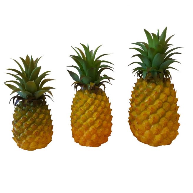 Gefälschte Ananas 3 in einer Reihe