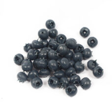 Levensechte nep blauwe bessen (50 stuks) – Kunstbessen met kroosje en grijze waas | Decofoodshop.nl