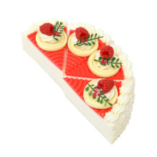 Kunst Taartpunt Framboos Nep slagroomtaart voor educatie | 4 stuks neptaart punten voor kookdemonstraties | Decofoodshop.nl